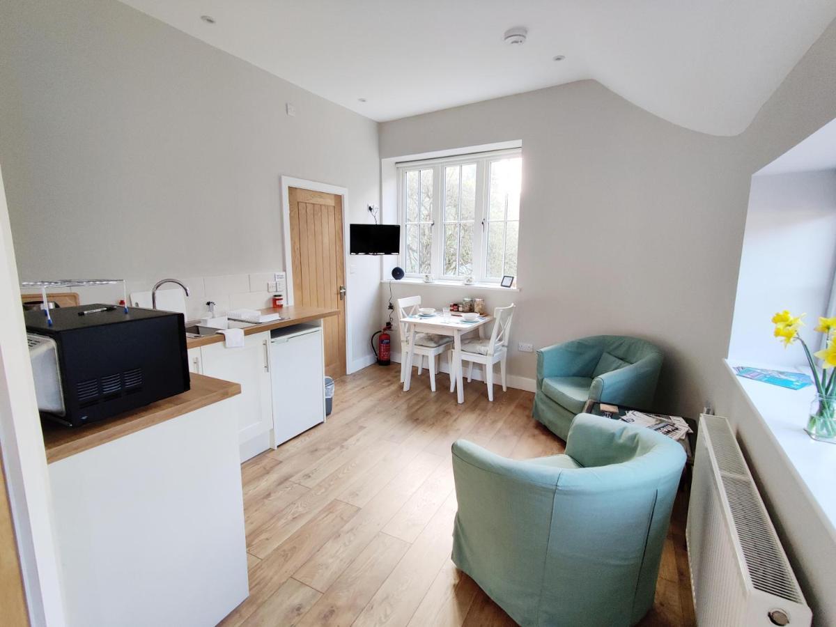 Apartamento Rose Barn West Lavington Exterior foto